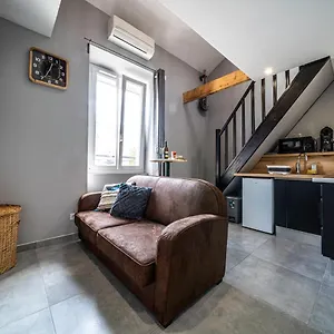 https://le-cosy-rock-rent4night-grenoble.hotels-rhonealpes.com