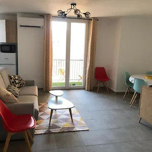 https://joli-t3-castellane.fr-provencehotel.com